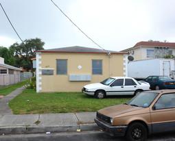 1874 NW Flagler Ter in Miami, FL - Building Photo