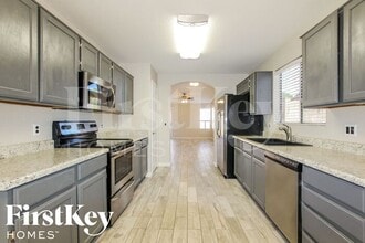 8534 W Tuckey Ln in Glendale, AZ - Building Photo - Building Photo