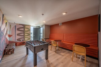 Ernestine Apartments in Minneapolis, MN - Building Photo - Interior Photo