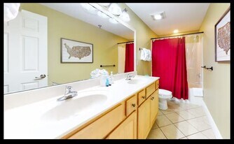 215 Woliss Ln, Unit 103 in Gatlinburg, TN - Building Photo