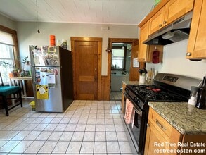 11 Parkton Rd, Unit 2 in Boston, MA - Building Photo - Building Photo