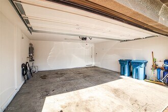 9605 Eamont River St in Las Vegas, NV - Building Photo - Building Photo