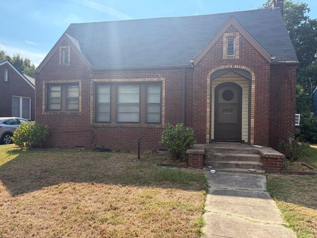 3432 Broadmoor Blvd