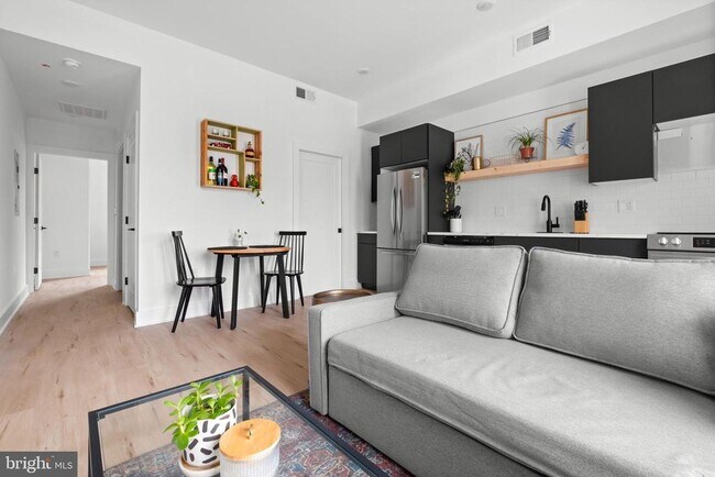 property at 1221 N 4th St