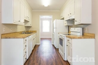 208 Southampton Dr in Irmo, SC - Building Photo - Building Photo