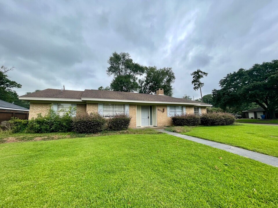 6510 Daisy Dr in Beaumont, TX - Building Photo