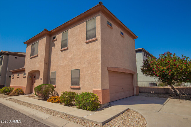3540 W Kathleen Rd in Phoenix, AZ - Foto de edificio - Building Photo