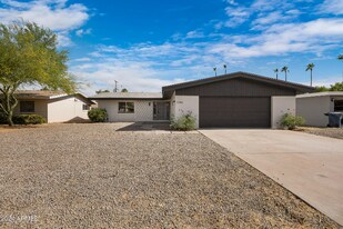 1246 E Laguna Dr in Tempe, AZ - Building Photo
