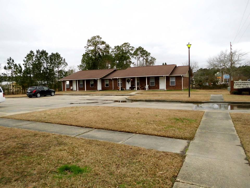 Easterbrook Apartments in Bay St. Louis, MS - Building Photo