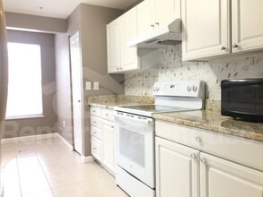 695 Winding Stream Way in Odenton, MD - Foto de edificio - Building Photo