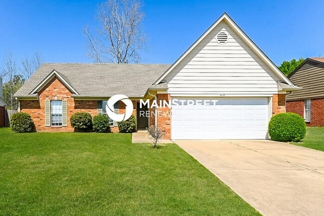 property at 4112 Triple Crown Loop N