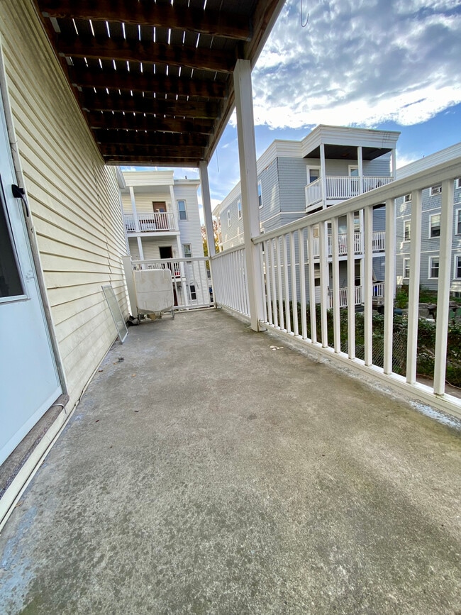 14 Belknap St, Unit 1