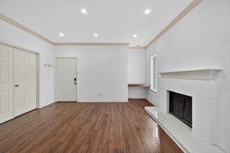 4041 Drake St in Houston, TX - Building Photo - Building Photo