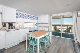 14 Atlantic Ave in Hampton, NH - Building Photo - Building Photo