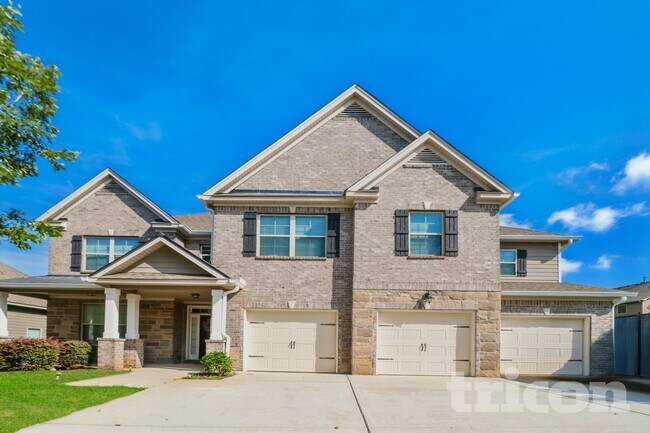 property at 910 Southfork Dr