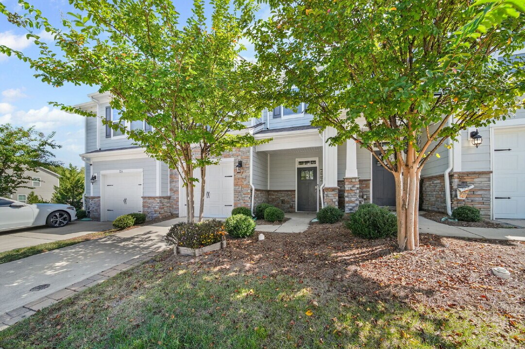 724 Little Bluestem Dr in Lake Wylie, SC - Building Photo