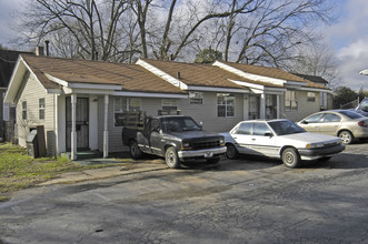 392 Tazor St NW in Atlanta, GA - Building Photo - Building Photo