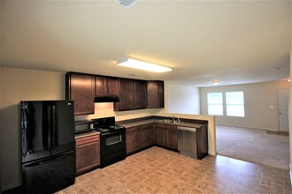 269 Bermuda Lakes Dr in Meridianville, AL - Building Photo - Building Photo