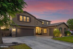 6700 S Agate Way in Chandler, AZ - Building Photo