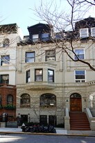 133 W 80th St in New York, NY - Building Photo