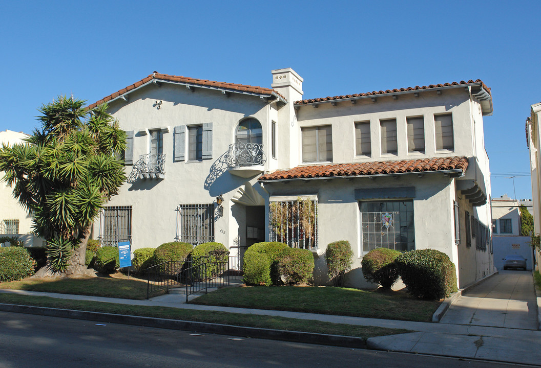 432 S Cochran Ave in Los Angeles, CA - Foto de edificio