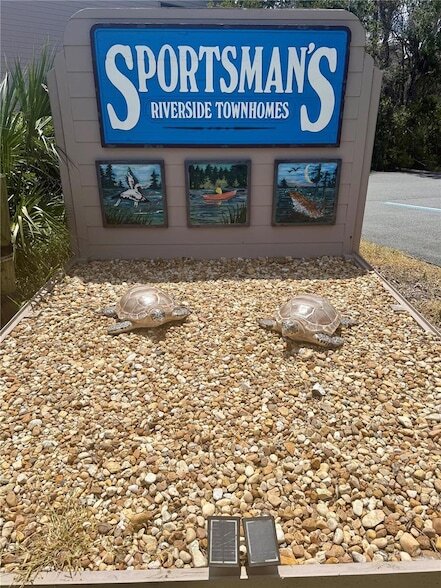 5111 S Gray Pelican Way, Unit 174 in Homosassa, FL - Building Photo