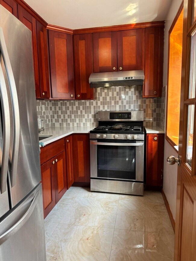 90-14 51st Ave in Queens, NY - Building Photo - Building Photo
