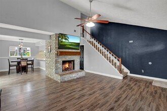 414 Redway Ln in Webster, TX - Building Photo - Building Photo