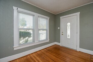 8158 Niles St in Houston, TX - Building Photo