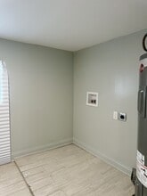 1002 E Simcoe St in Lafayette, LA - Building Photo - Building Photo