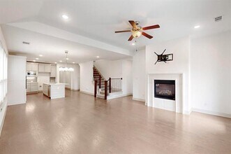 989 Mikaela Dr in Allen, TX - Foto de edificio - Building Photo