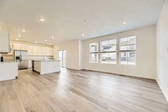 24756 E Evans Dr in Aurora, CO - Building Photo - Building Photo