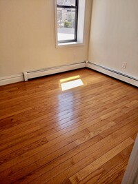 483 Elm St, Unit 2 in Kearny, NJ - Building Photo - Building Photo