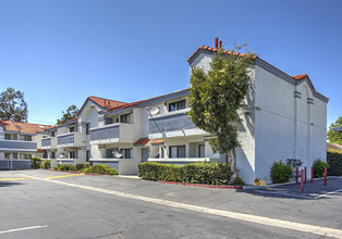 San Marcos Village Apartments in Paramount, CA - Building Photo - Building Photo