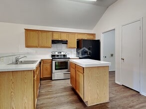 1218 Taluca St in Arlington, TX - Building Photo - Building Photo