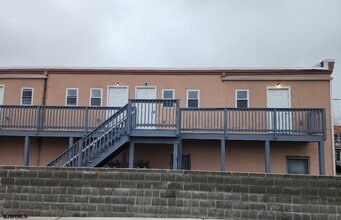 118 S Main St in Pleasantville, NJ - Building Photo - Building Photo