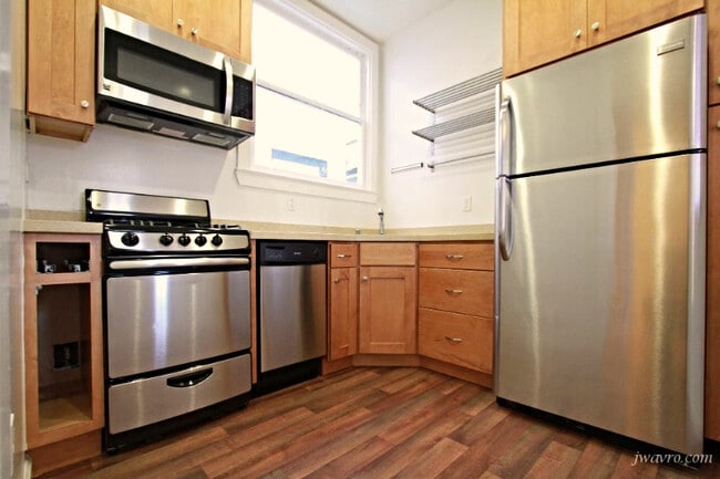 property at 2426 Mission St