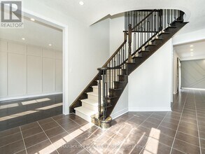 26 Bembridge Dr in Markham, ON - Building Photo - Building Photo