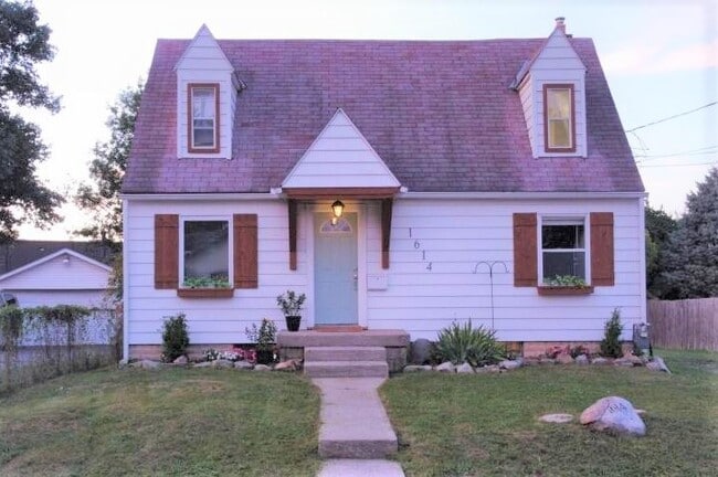 1614 Humphrey Ave in Columbus, OH - Building Photo - Building Photo