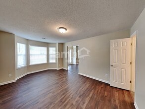 4909 Lilly Stem Dr in Auburn, GA - Building Photo - Building Photo