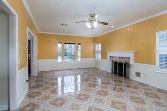 6218 Summerville Ln in Houston, TX - Building Photo - Building Photo