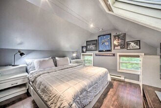 23 Grove St in Milford, NY - Foto de edificio - Building Photo