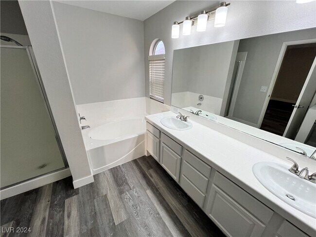 property at 9448 Amber Valley Ln