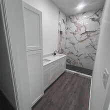 138 Blushing Dr in Cedar Creek, TX - Foto de edificio - Building Photo