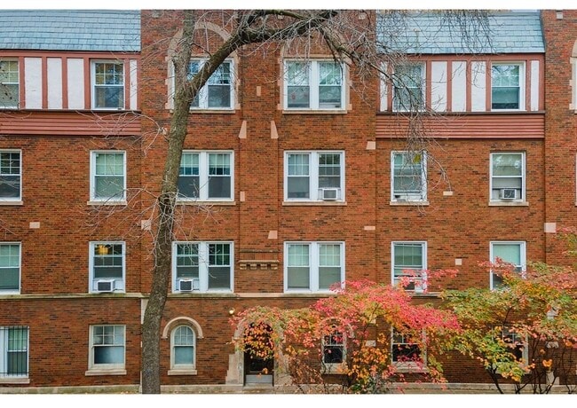 2147 N Fremont St in Chicago, IL - Building Photo - Building Photo