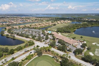 7803 Grand Estuary Trail in Bradenton, FL - Foto de edificio - Building Photo