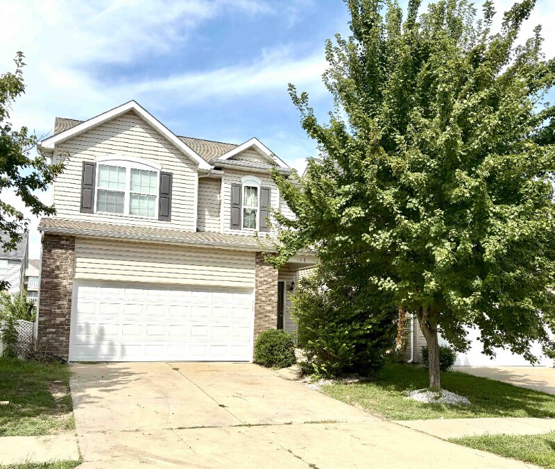 103 Shire Dr in Lake St. Louis, MO - Building Photo