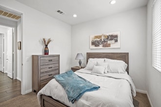 4720 E Washington Ave in Orange, CA - Building Photo - Building Photo