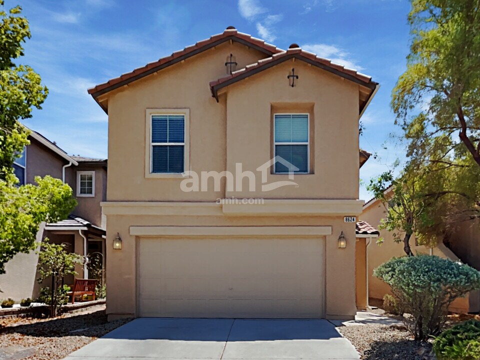 8624 Dodds Canyon St in Las Vegas, NV - Building Photo