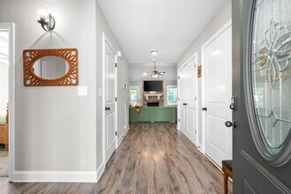 1804 Rains Rd in Clarksville, TN - Building Photo - Building Photo